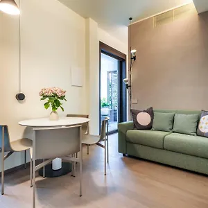 Appartamento Dhome, Milano
